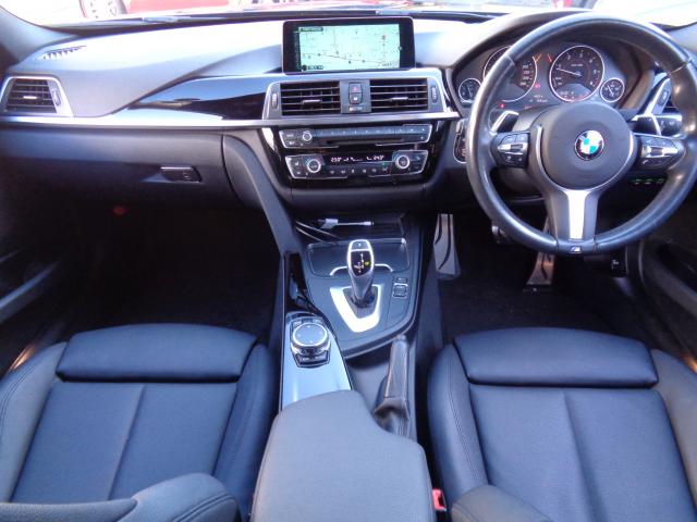 BMW 3シリーズ ３２０ｄツーリング ＭスポーツセレブレーションEDの画像4