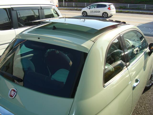 フィアット 500 限定車1.4ハッピー 革シート 電動ガラスサンルーフの画像4