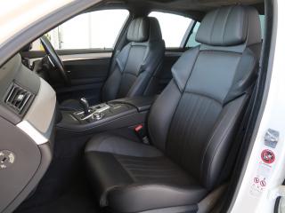 BMW M5 ベースグレード ガラスサンルーフ 電動トランク ブラックレザー 純正HDDナビ バック&トップビュー シートベンチレーション&ヒーターの画像12