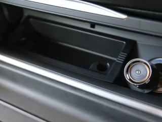 BMW 3シリーズ 320iA Mスポーツ・パッケージ ワンオーナー 社外地デジ 純正HDDナビ 禁煙車の画像18