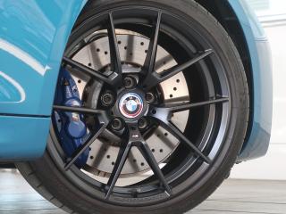 BMW M2 クーペ M DCTドライブロジック　ガラスサンルーフ　M Performance 19インチアルミ　ＬＣＩテール　インテリジェントセーフティの画像6