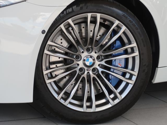 BMW M5 ベースグレード ガラスサンルーフ 電動トランク ブラックレザー 純正HDDナビ バック&トップビュー シートベンチレーション&ヒーターの画像6