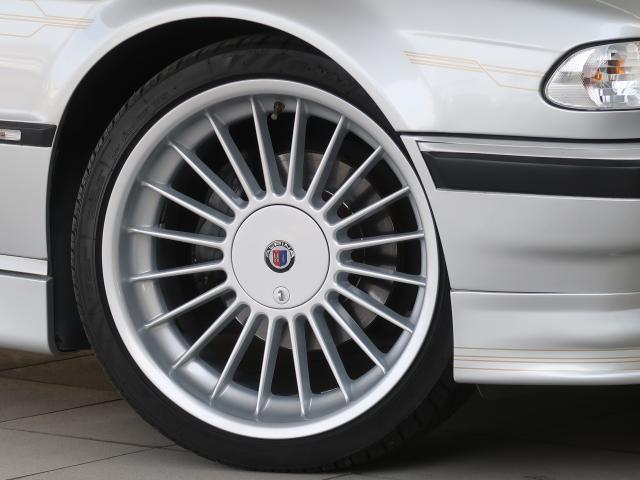 BMW 7シリーズ ７３５ｉＡ　Ｍスポーツ　アルピナＶｅｒ．　フロントリップ　２０インチアルミホイール　Ｅ３８最終モデルの画像6