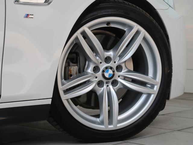 BMW 5シリーズ アクティブハイブリッド5 Mスポーツ・パッケージ LCIモデル 3Dデザイン車高調 Dアシストプラス LEDヘッドライト ブラックレザーシートの画像8