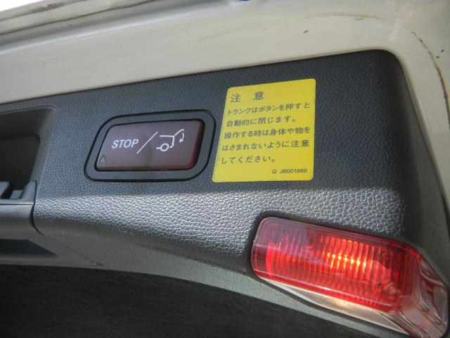 メルセデスベンツ ベンツ Eクラス ステーションワゴン E250CGIブルエフィシェ125!Edの画像11