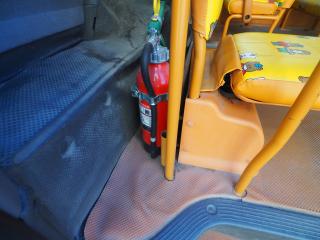 トヨタ ハイエースコミューター 幼児バス 園バス　スクールバス 大人4名幼児18名 オートステップの画像5