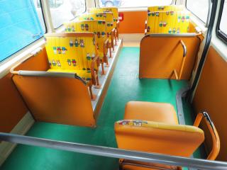 トヨタ ハイエースワゴン 幼児バス　スクールバス　幼児バス　大人２名幼児１２名乗り　非常口　オートステップ　ダブルエアコン　ダブルヒーター　普通免許の画像17
