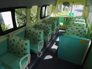 日産 NV350キャラバン 幼児バス　園児バス　スクールバス　大人４名幼児１８名乗り　非常口　オートステップ　ダブルエアコン　ダブルヒーター　バックカメラ　中型免許　ディーゼル車　Ｎｏｘ　Ｐｍ適合の画像10