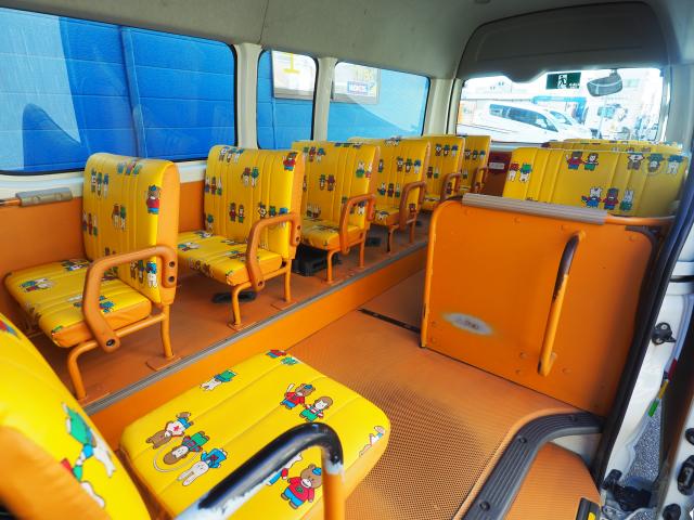 トヨタ ハイエース 幼児バス　園バス　スクールバス　大人４名幼児１8名　ワンオーナーの画像3