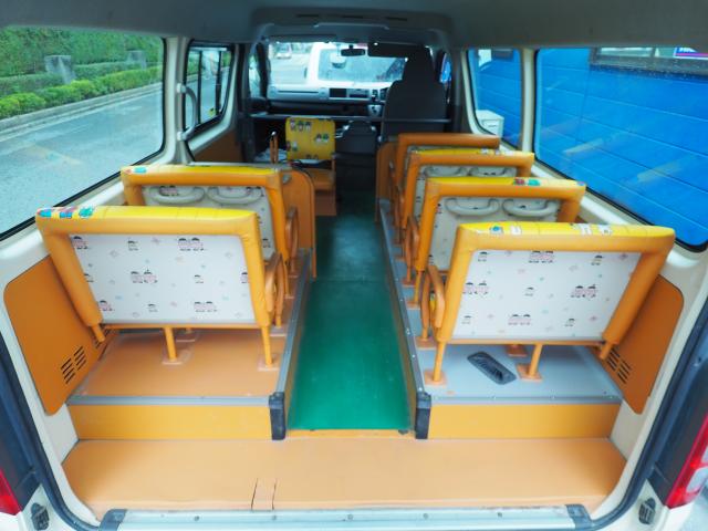 トヨタ ハイエースワゴン 幼児バス　スクールバス　幼児バス　大人２名幼児１２名乗り　非常口　オートステップ　ダブルエアコン　ダブルヒーター　普通免許の画像18