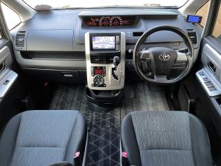 トヨタ VOXY ZSキラメキ 後期 7人乗りキャプテンシート FDリアモニター 両側パワスラ フルセグTV Bluetooth CD.DVD バックカメラ 全国1年保証付の画像10