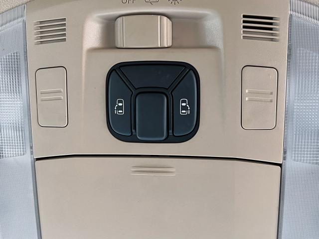トヨタ アルファード 240G キャプテンシート ポジション記憶式パワーシート 両側パワースライド バックカメラ フルセグTV Bluetooth クルーズコントロール リアオートエアコン 全国1年保証の画像8