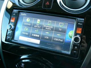 日産 ノート 1.2XDIG-S　エマージェンシーブレーキ搭載　純正ナビTV　フルセグ　Bluetoothの画像13