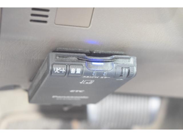 トヨタ ハイラックスサーフワゴン SSR-X ワイド 後期型 ナビ 地デジTV フルセグ Bluetooth ETC リフトアップ ブラックアウトホイール BFグットリッチAT ナロー仕様 アウトドアカスタムの画像10