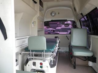 トヨタ グランビア 救急車 ハイメディック 超低走行の画像13
