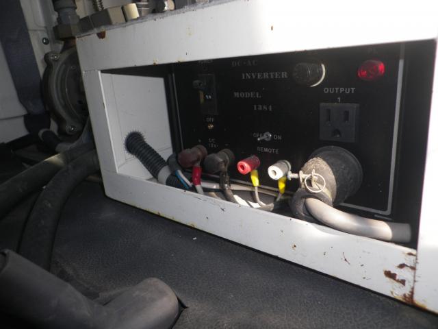 日産 アトラスロコ トランポ リフト 車中泊  ハイロー切り替え4WD 超低走行の画像9