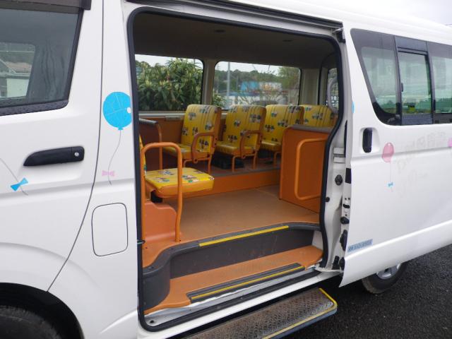 トヨタ ハイエースワゴン 幼児バス 園児バス 12人 普通免許 走行少の画像6