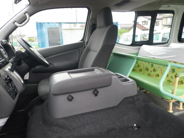 日産 キャラバンコーチ 幼児バス 12人 安全装置付 普通免許の画像5