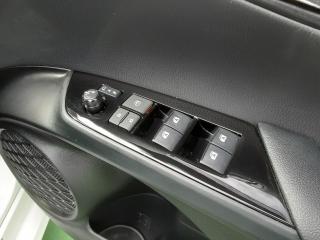 トヨタ プリウス S LEDヘッドランプの画像10