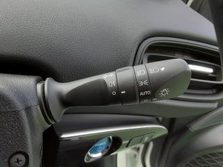 トヨタ プリウス S LEDヘッドランプの画像13