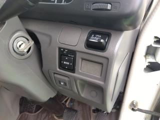 トヨタ コースター 4.0Dターボ LX 26人乗り 左電動ドアの画像10