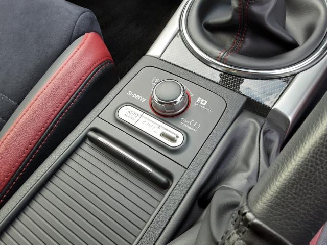 スバル WRX STI STi タイプS 4WD 6速マニュアルの画像14