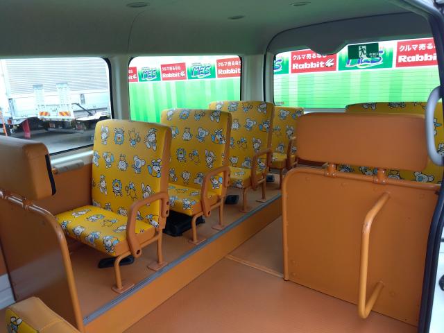 トヨタ ハイエースワゴン 2.7ガソリン車 幼児バス 大人2人幼児12人の画像9